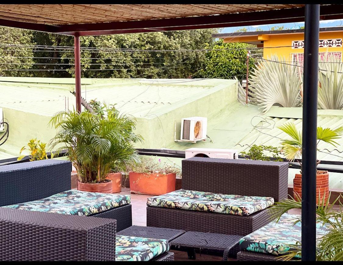 Hotel Madrid Deluxe Neiva 内瓦 外观 照片
