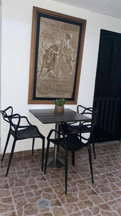 Hotel Madrid Deluxe Neiva 内瓦 外观 照片